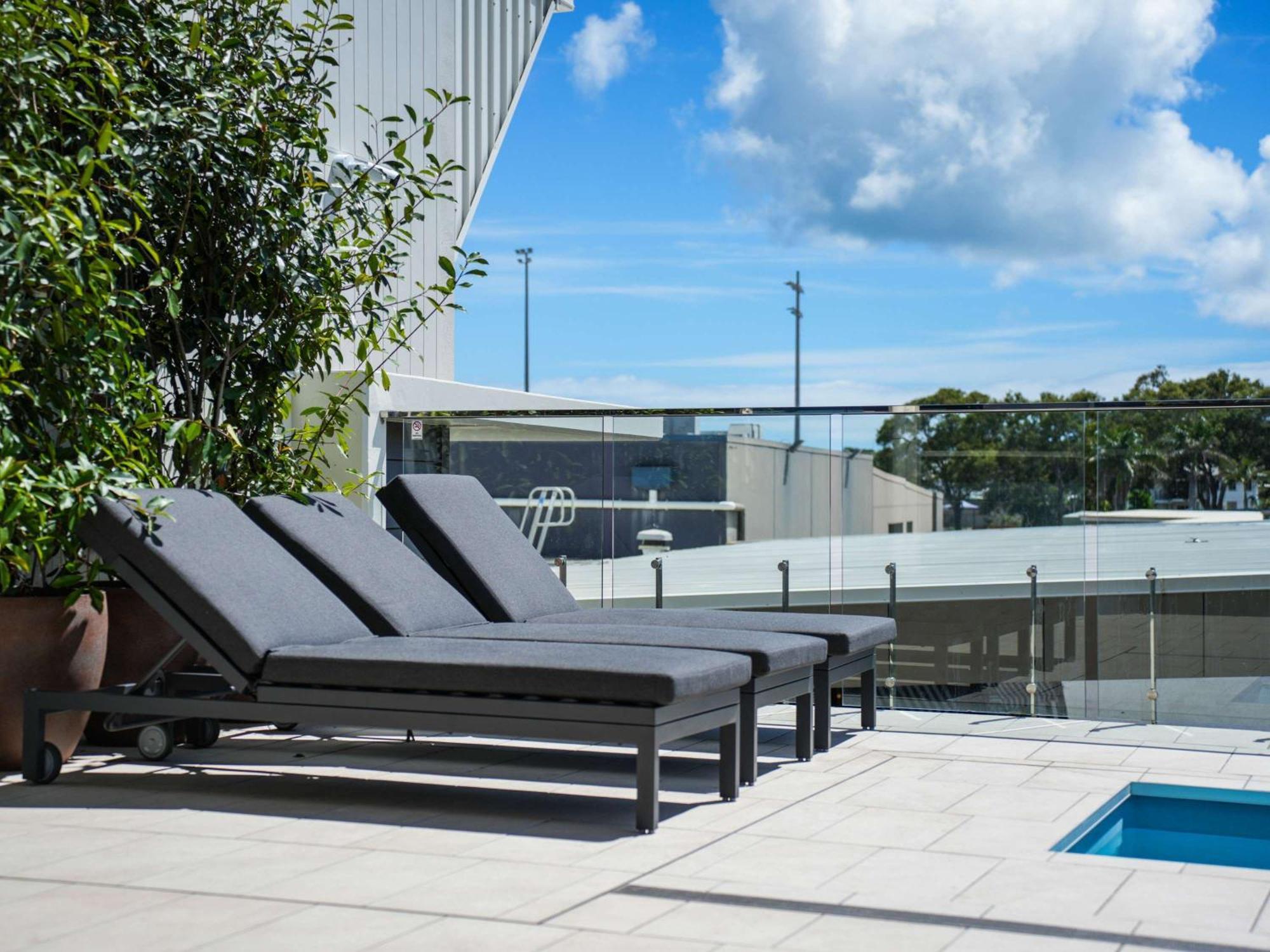 Mantra Gladstone Aparthotel Екстериор снимка